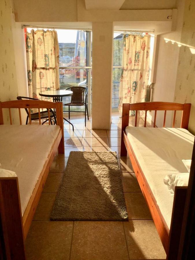 Harbour Hub Hostel Talin Exterior foto